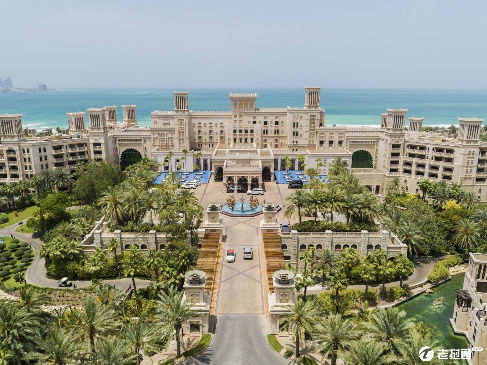 卓美亚古堡酒店（MadinatJumeirah）.jpg